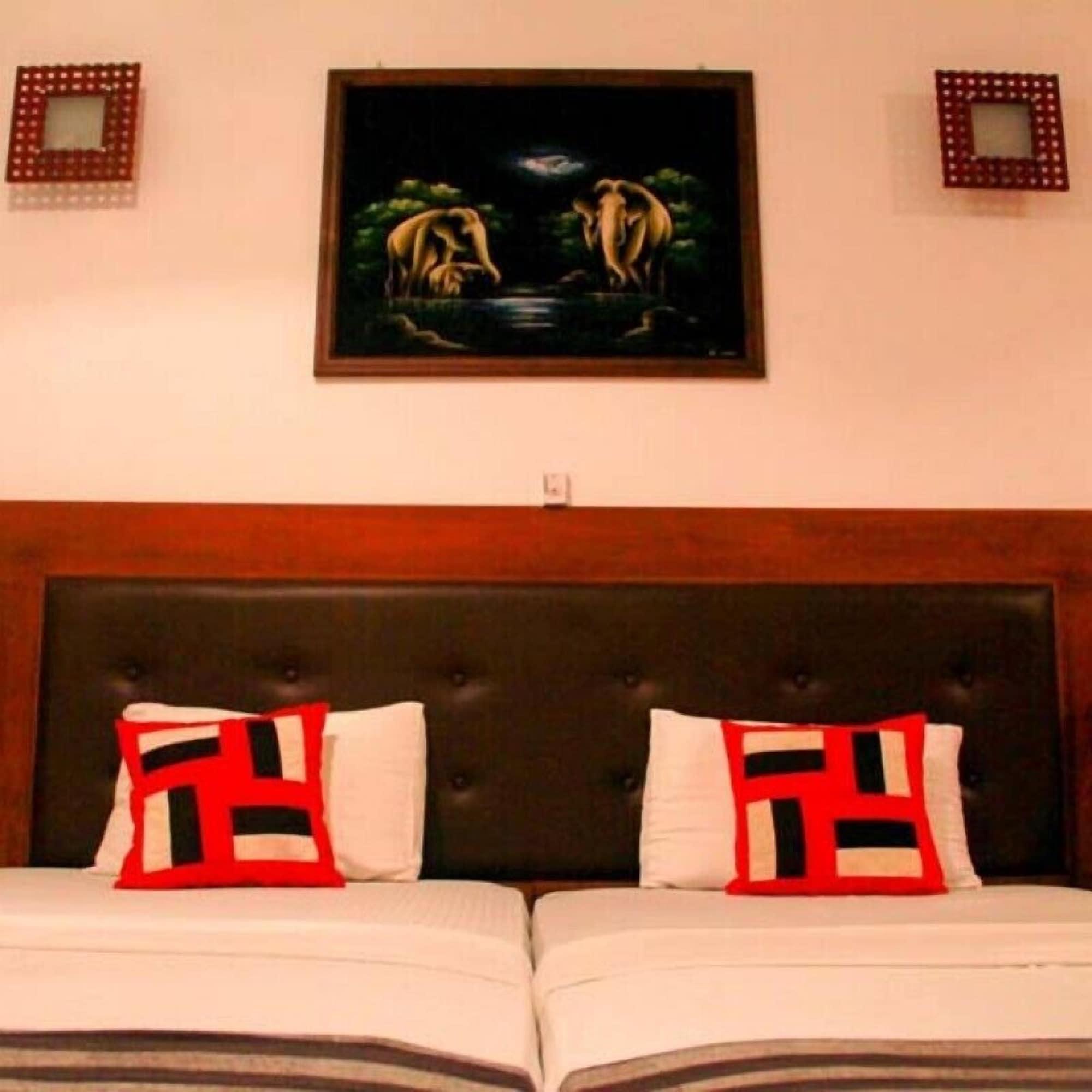 Ceylan Lodge Anurâdhapura Extérieur photo