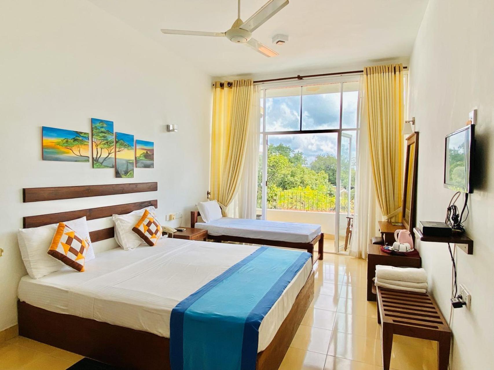 Ceylan Lodge Anurâdhapura Extérieur photo