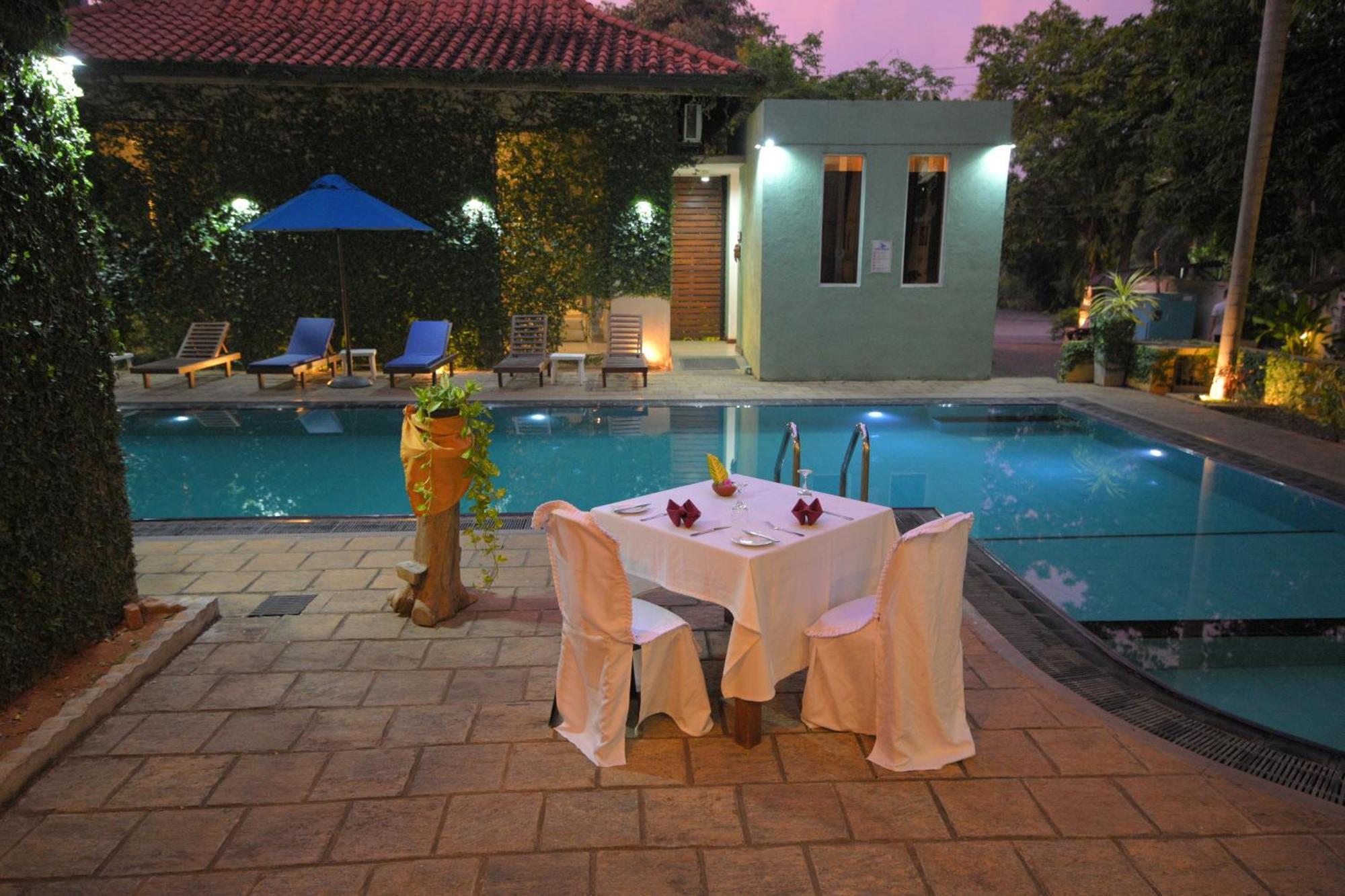 Ceylan Lodge Anurâdhapura Extérieur photo