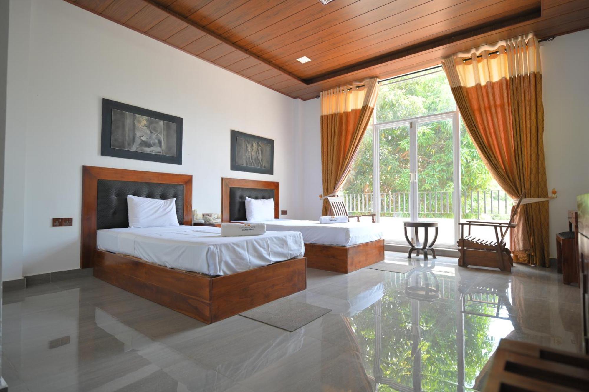 Ceylan Lodge Anurâdhapura Extérieur photo